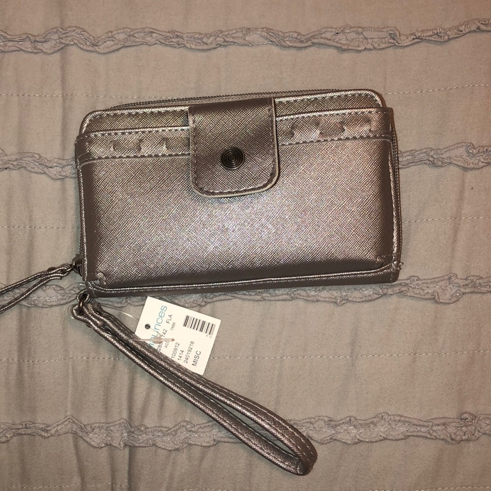 Maurices silver wristlet wallet